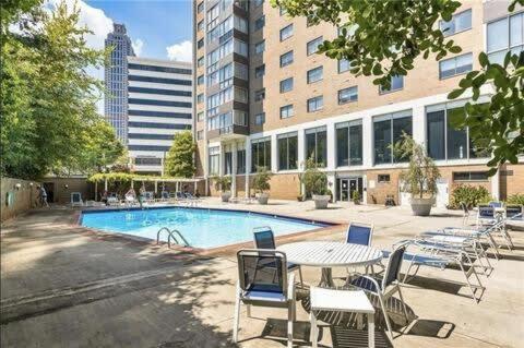 Downtown Atl Condo Onsite Parking King Bed & Bonus Room Lm1901 亚特兰大 外观 照片